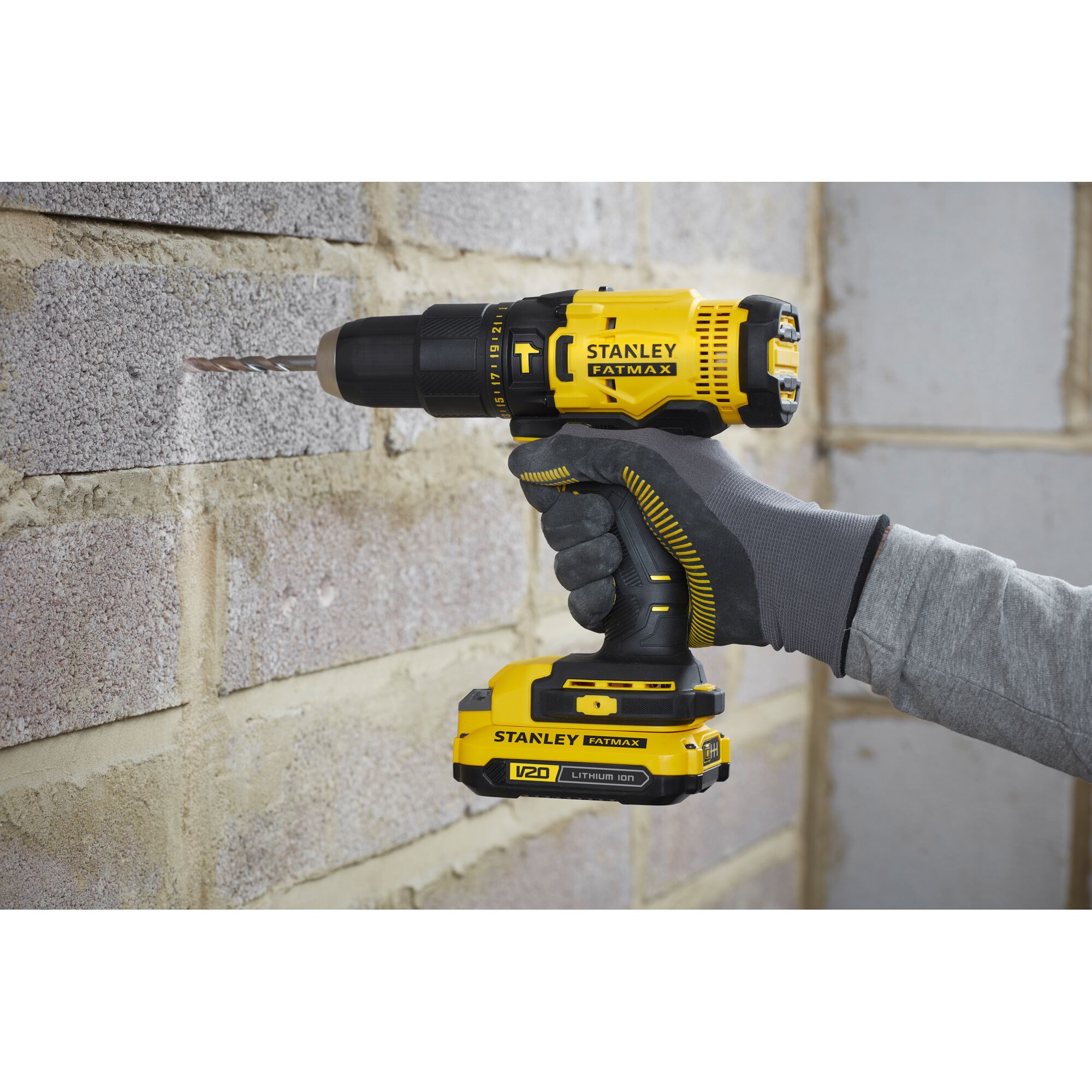Set 20V Hammer DRILL 119ACC TOOLBOX 19"
