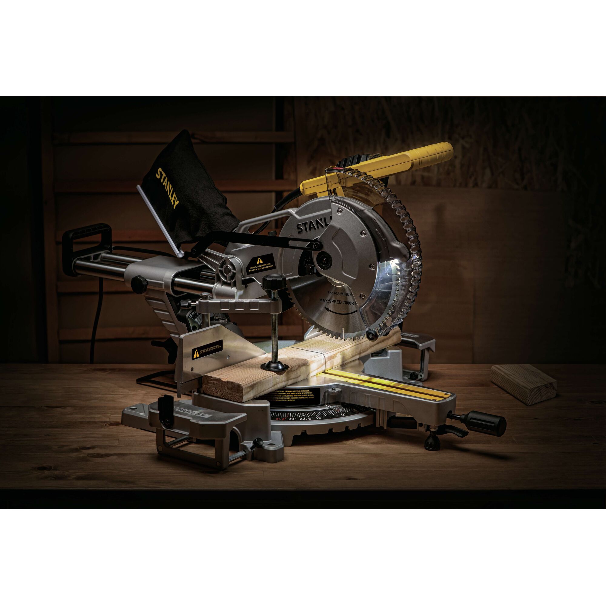 Miter Saw 1800 W 255 mm