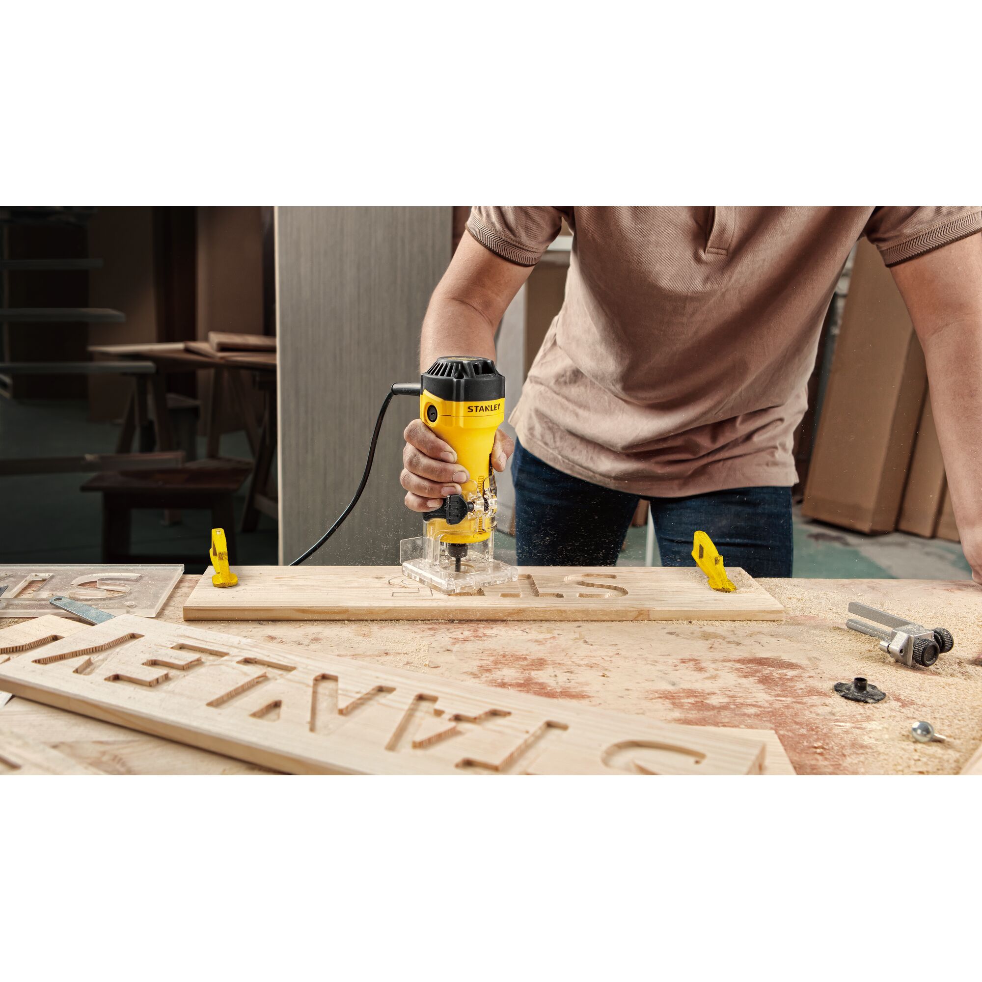 Router 550W