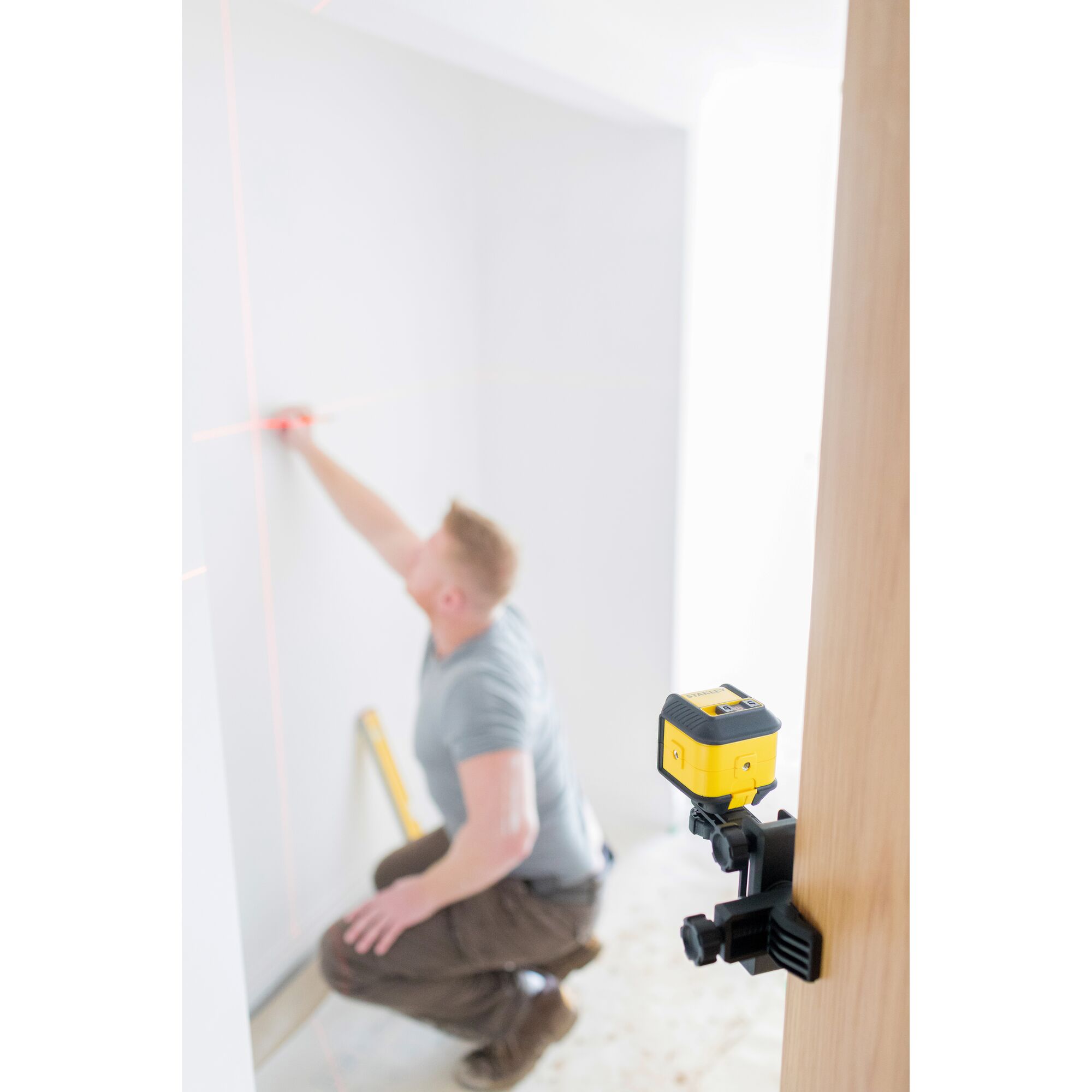 Laser Garis Silang Cubix Merah