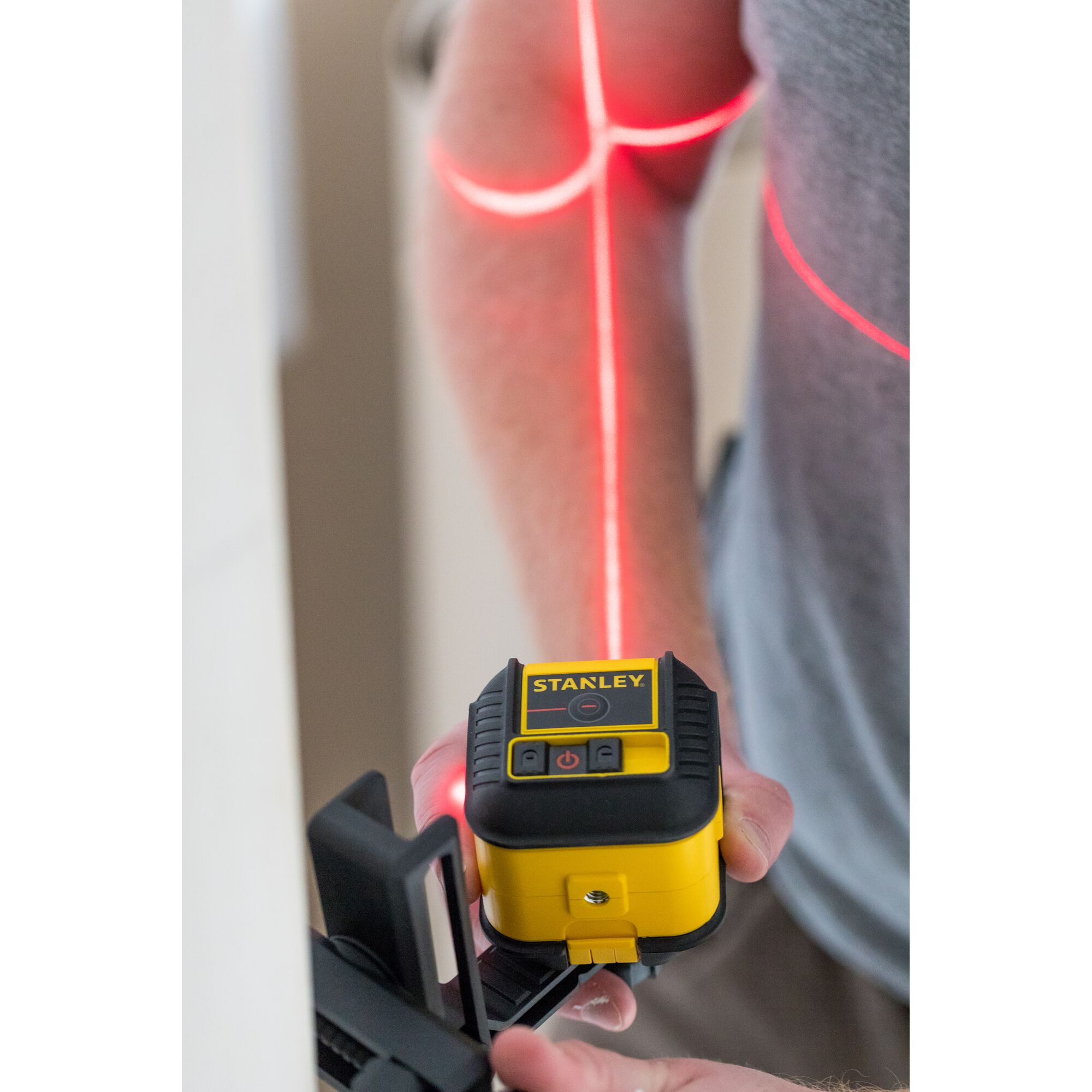 Laser Garis Silang Dengan Garis Merah 90°