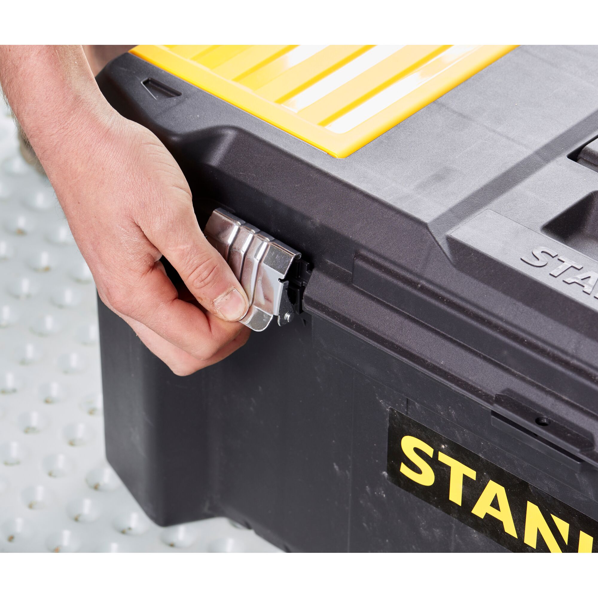 Kotak Perkakas STANLEY®, 26 inci.