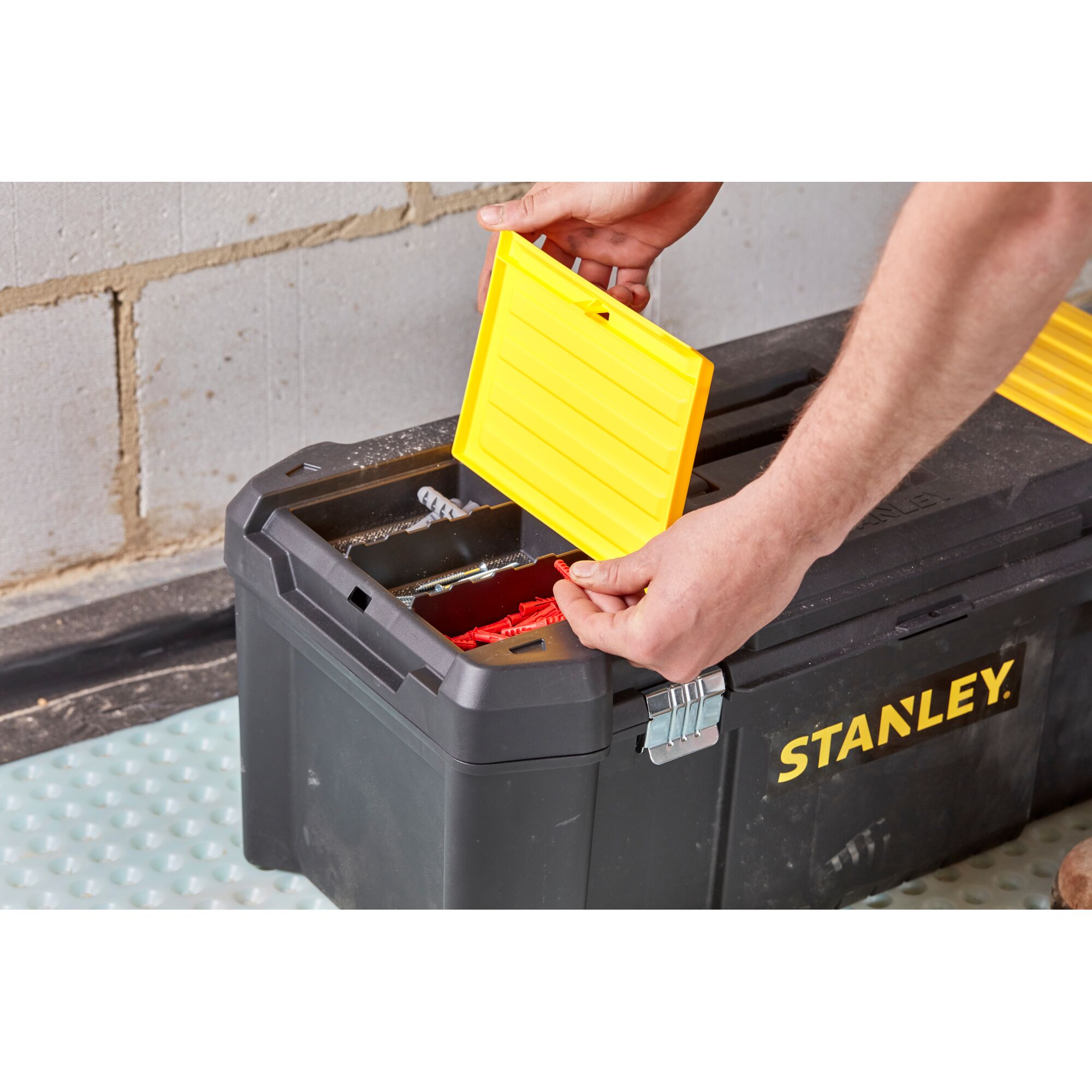 Kotak Perkakas STANLEY®, 26 inci.