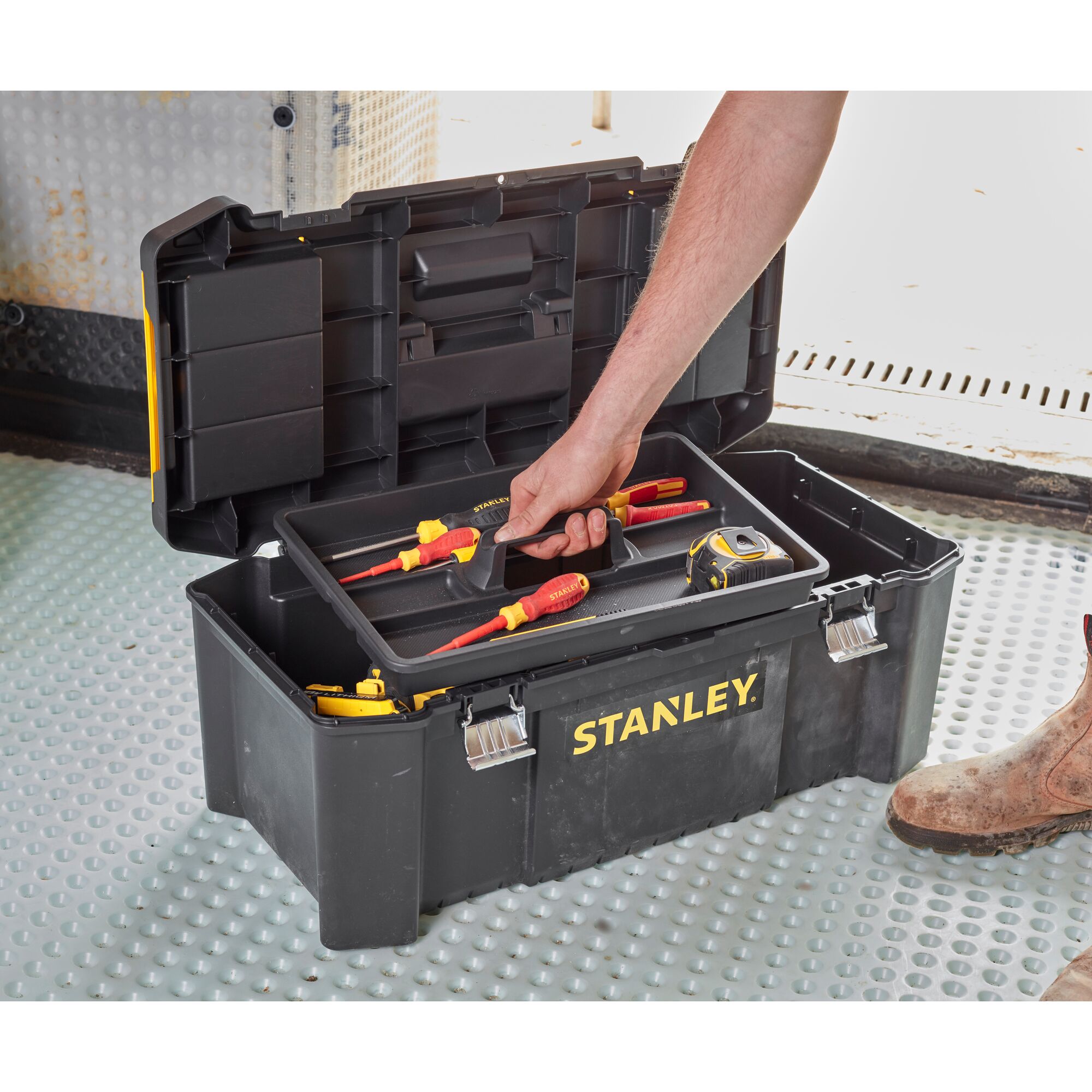 Kotak Perkakas STANLEY®, 26 inci.