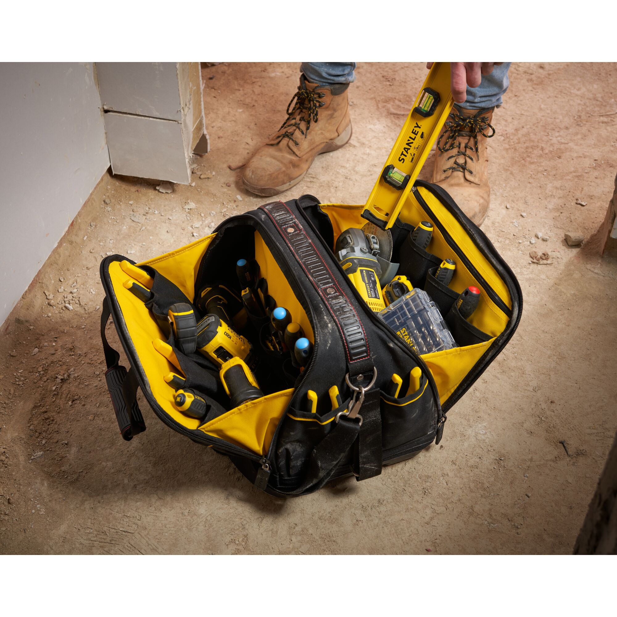 Tas Alat Multi-Akses STANLEY® FATMAX® 17 inci.