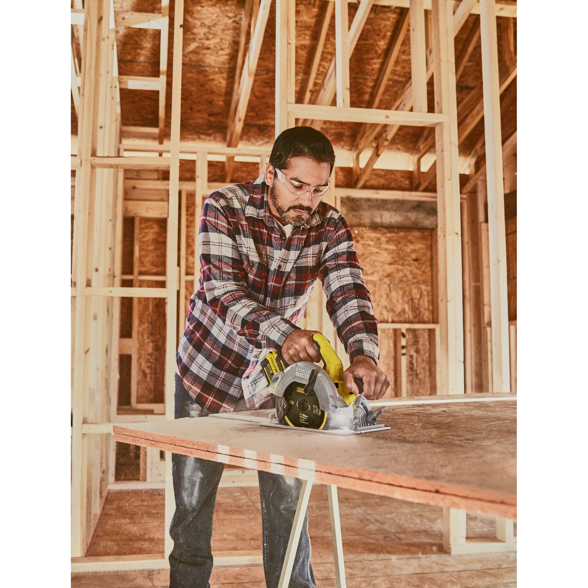 Unit Saja - 20V BRUSHLESS CIRCULAR SAW 190mm