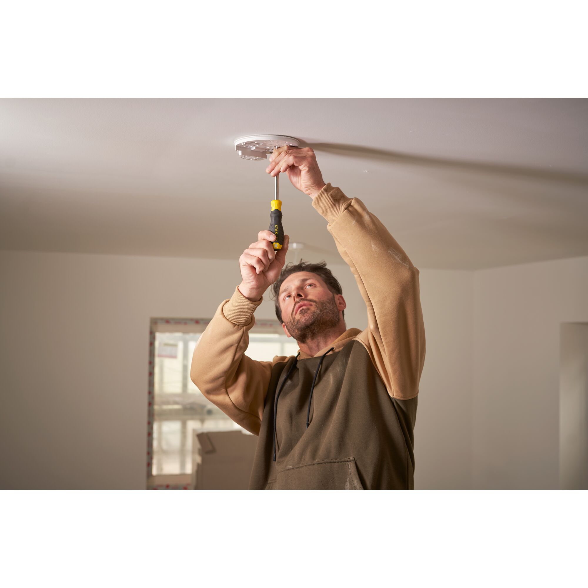 STANLEY® 35 Piece MultiBit Screwdriver Set Application Image