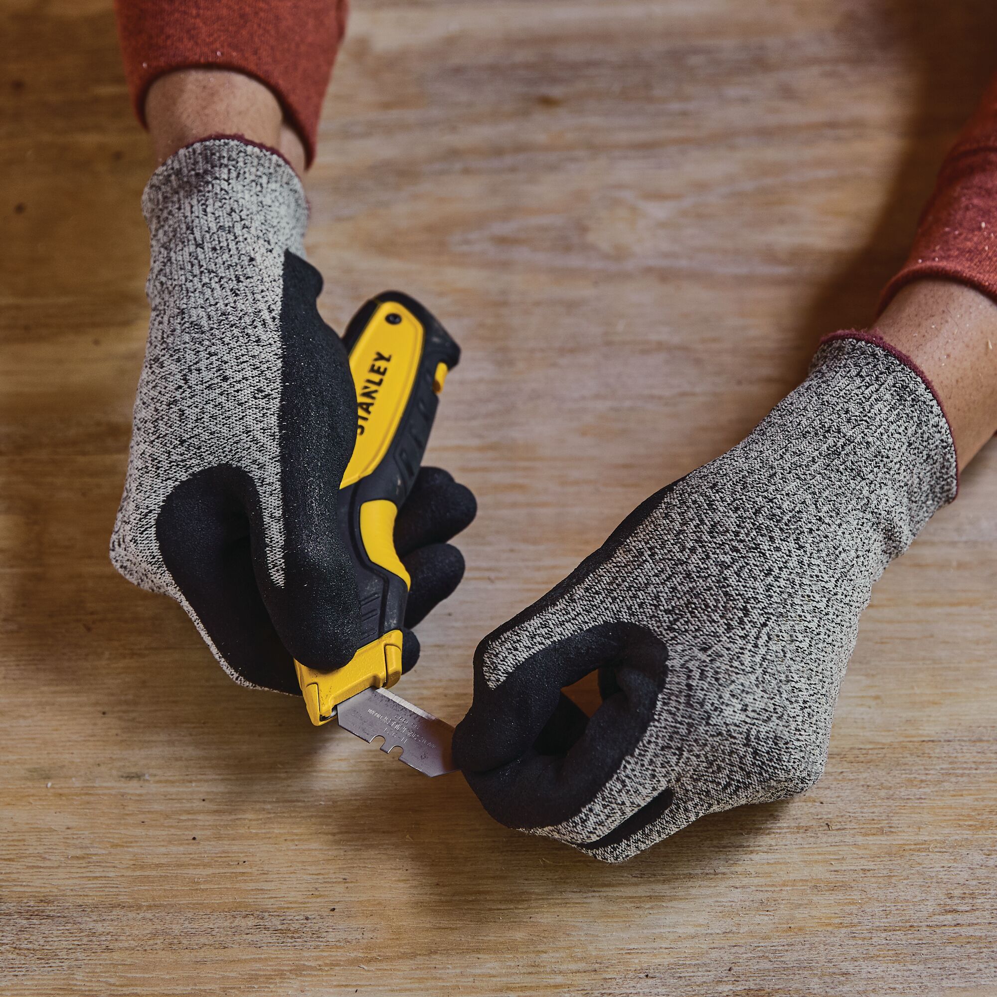 Pisau Utilitas Pisau Premium yang Dapat Ditarik