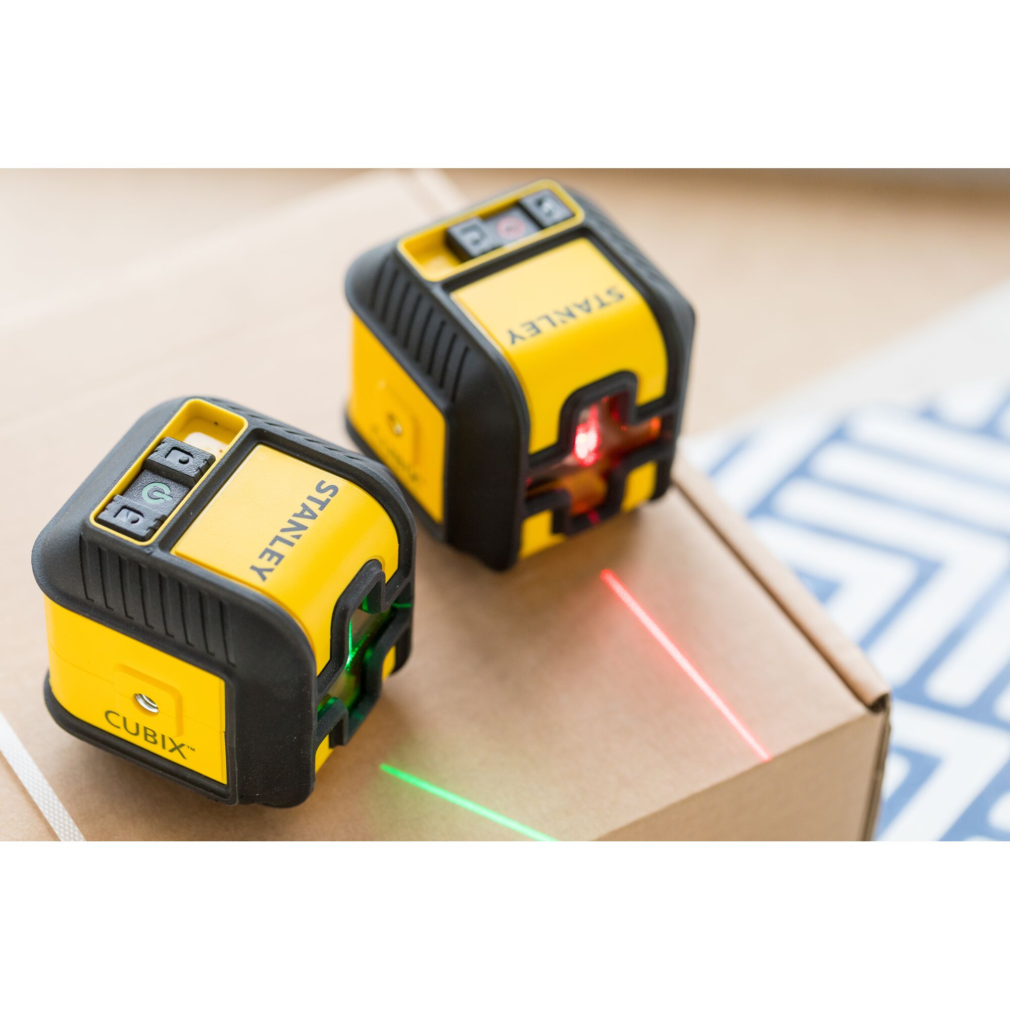 Laser Garis Silang Cubix warna Laser Hijau