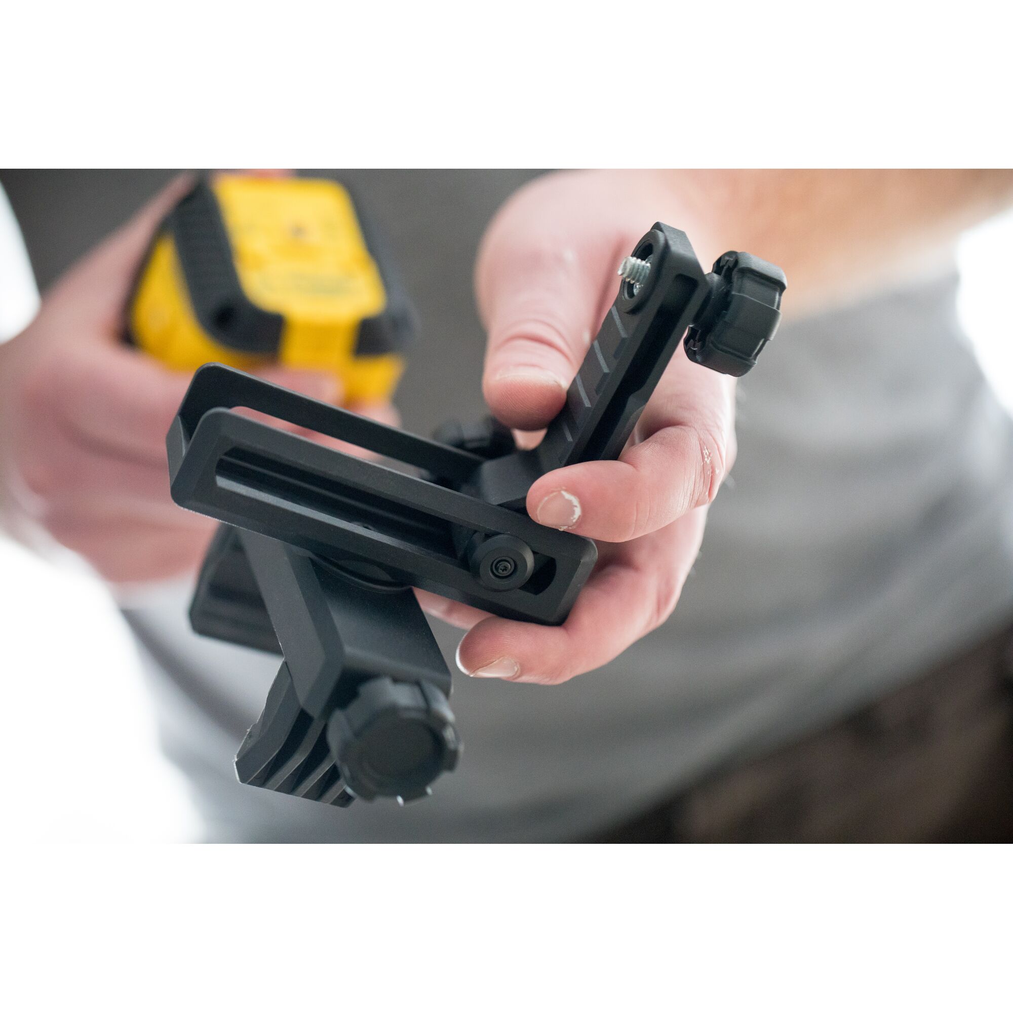 Laser Garis Silang Cubix warna Laser Hijau