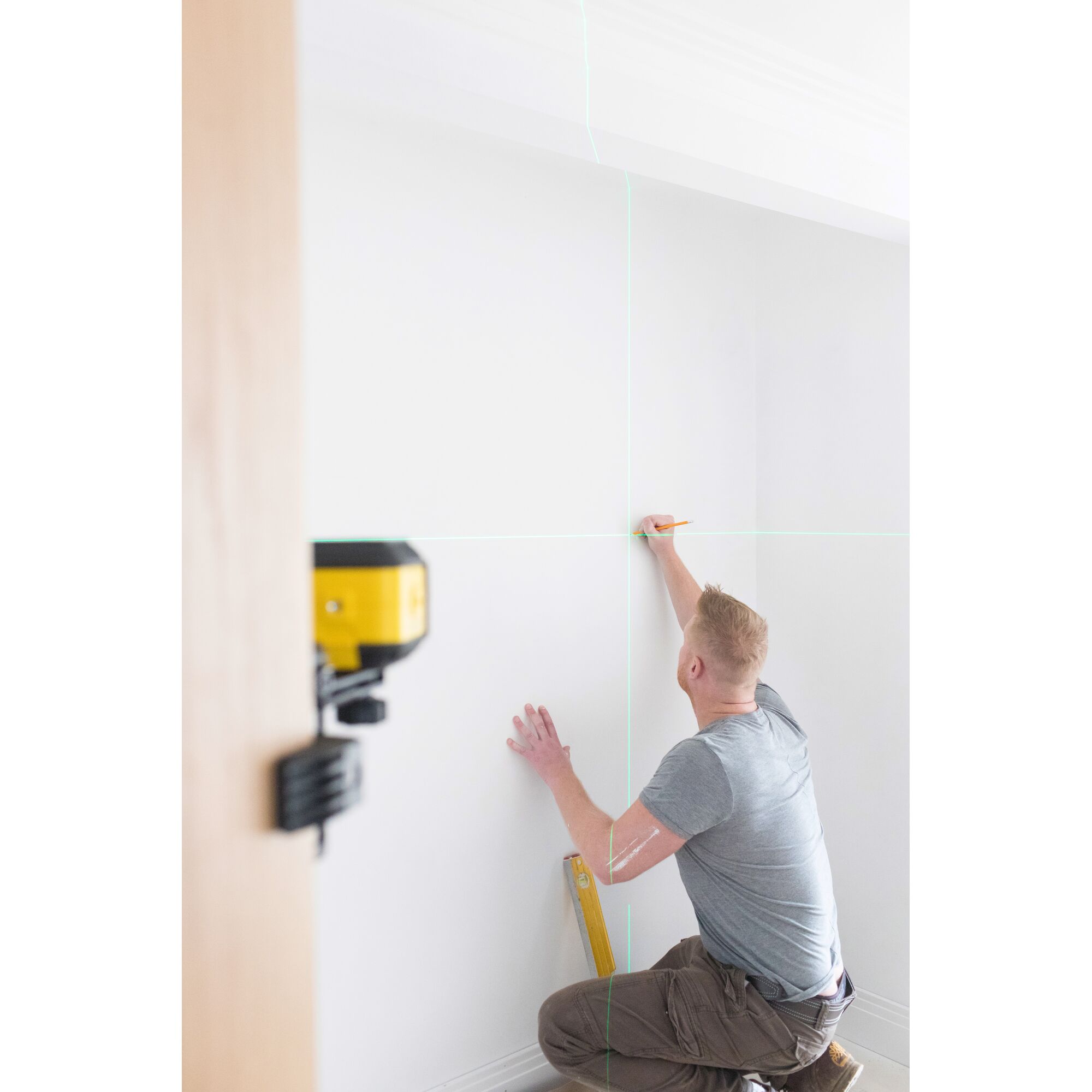 Laser Garis Silang Cubix warna Laser Hijau