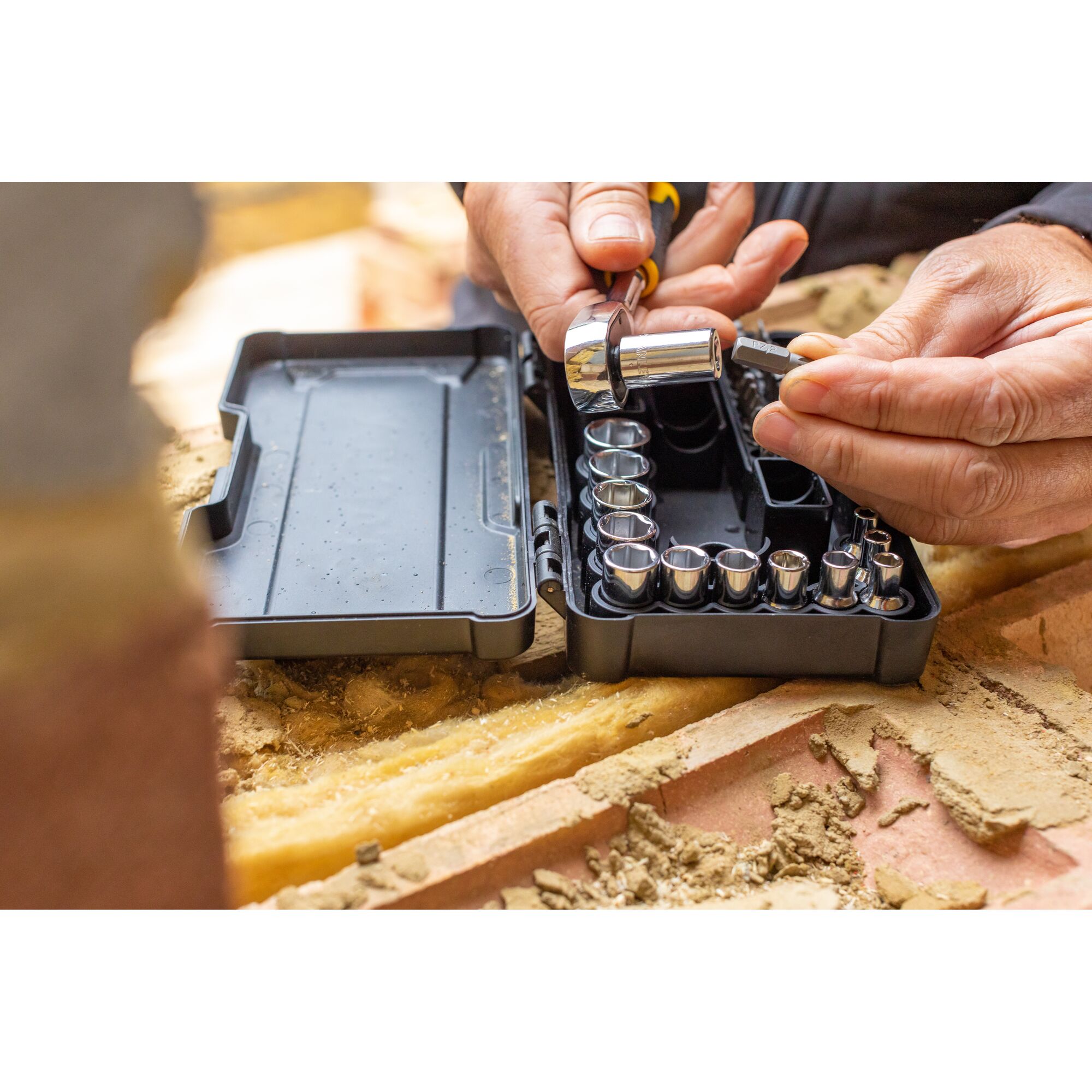 Set Soket Kompak 1/4 ", 37 Buah.