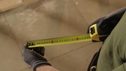 Video STANLEY FATMAX BladeArmor 8M (32mm wide) Tape Measure